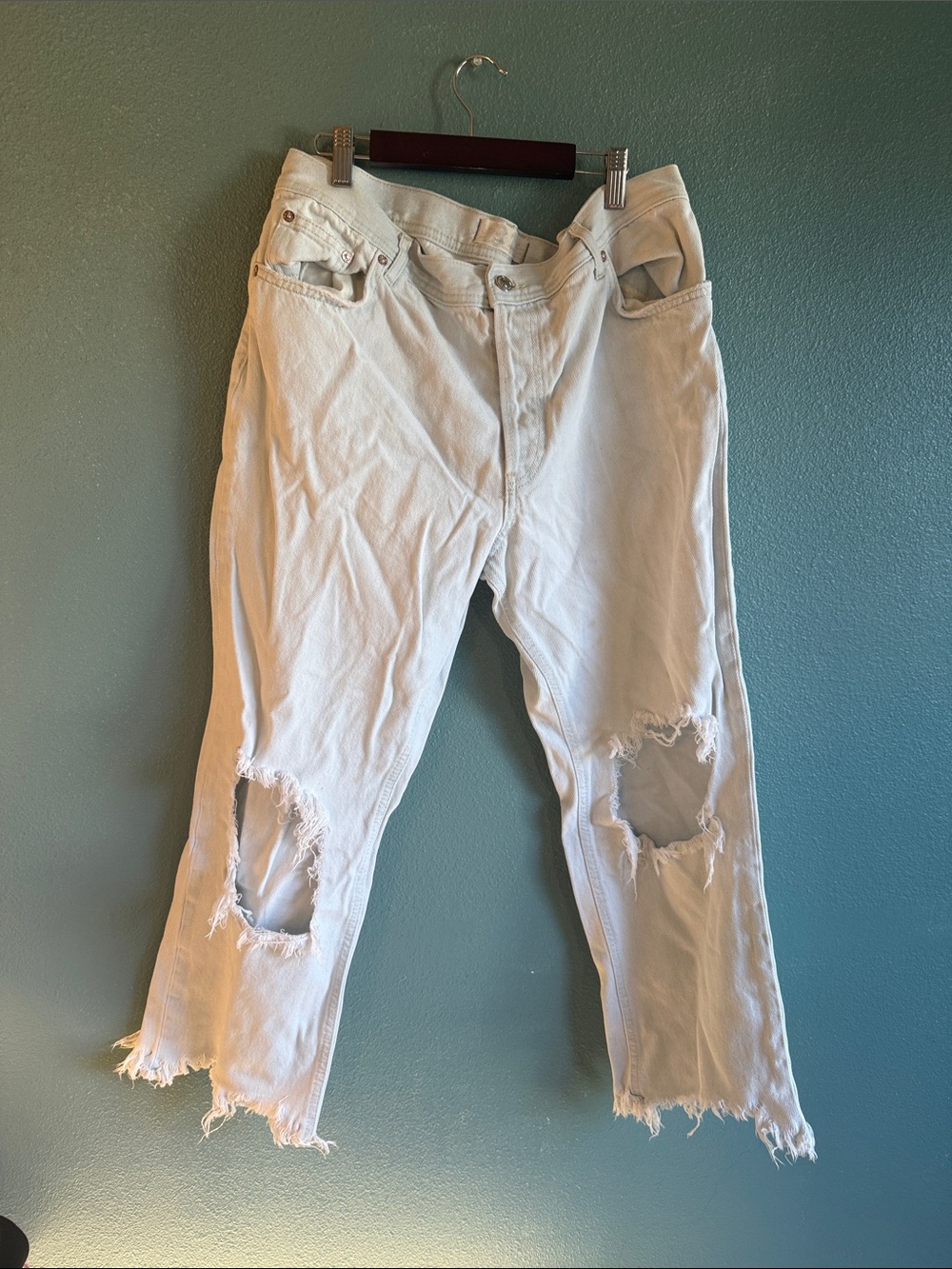 We The Free Distressed White Cropped Jeans